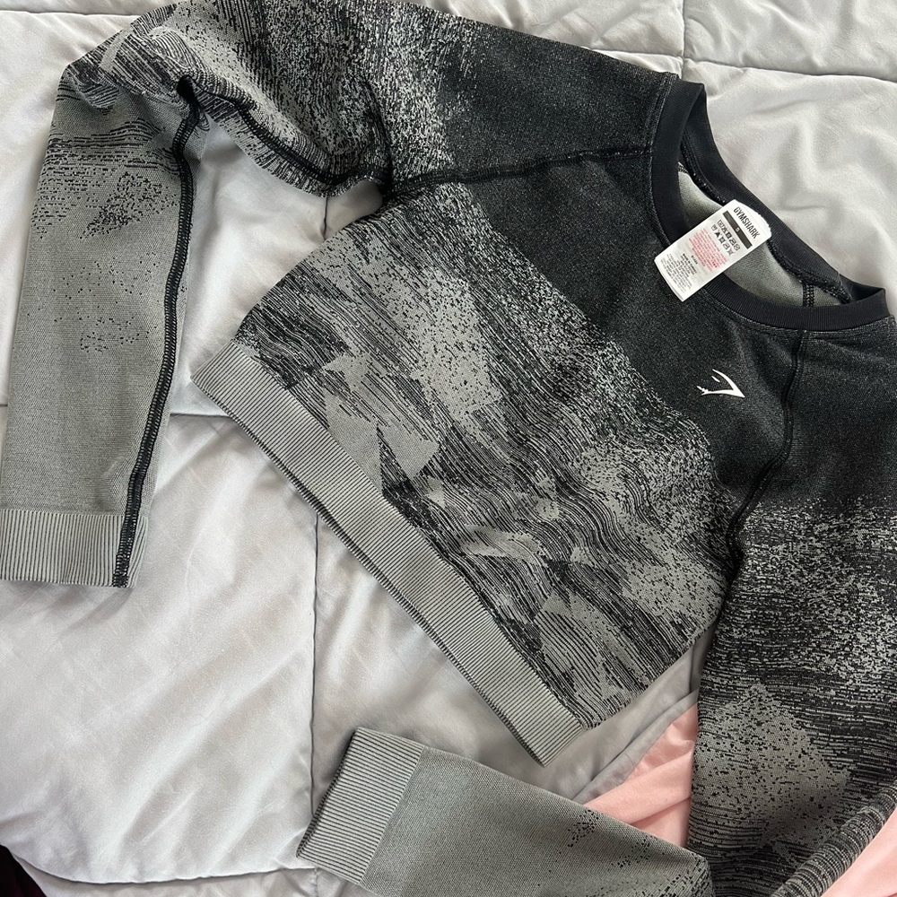 Gymshark Adapt Ombre Crop Top